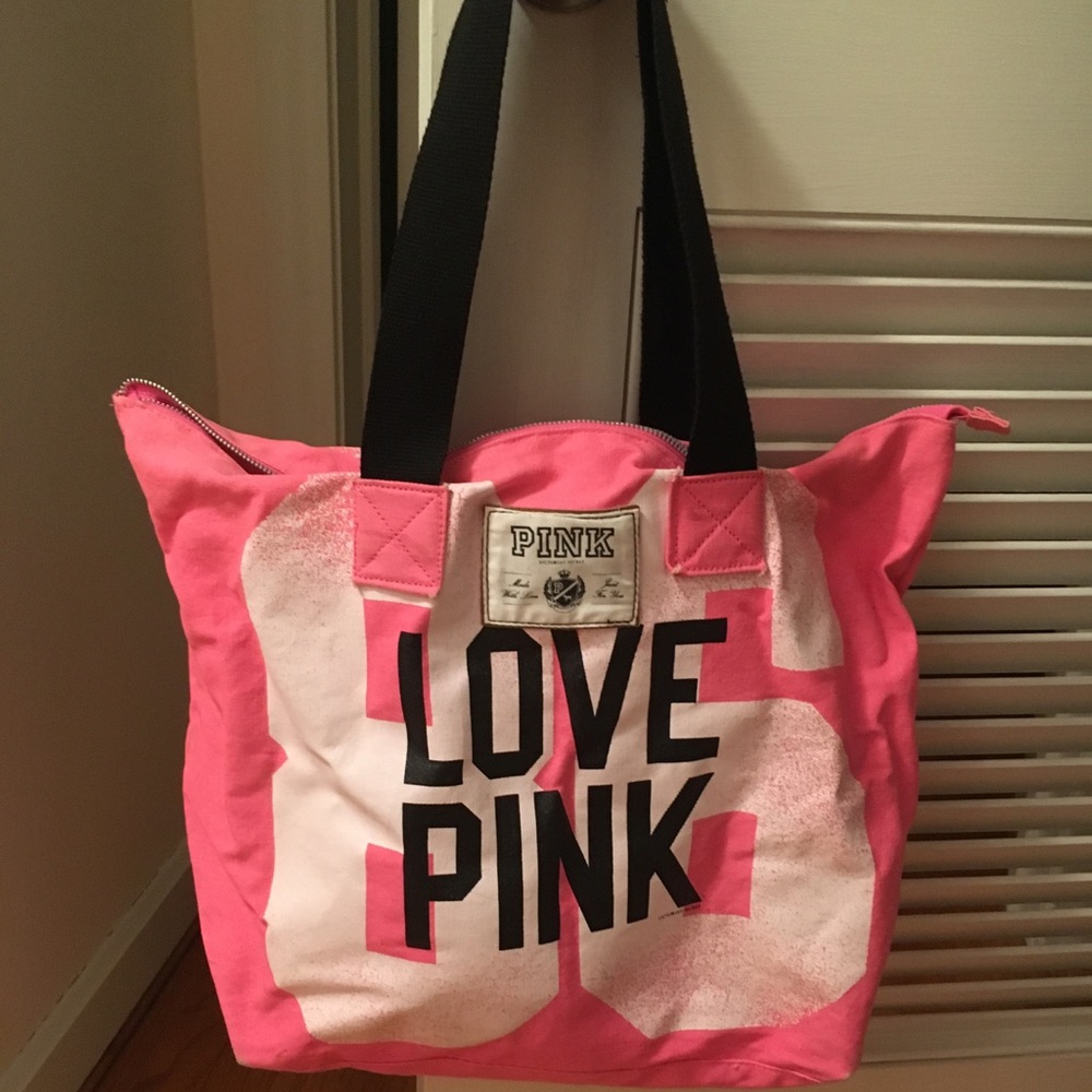 PINK Victoria’s Secret overnight bag